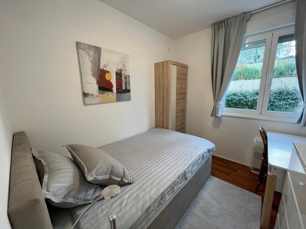Apartment Lui With Rooftop Swimming Pool Ičići Екстериор снимка
